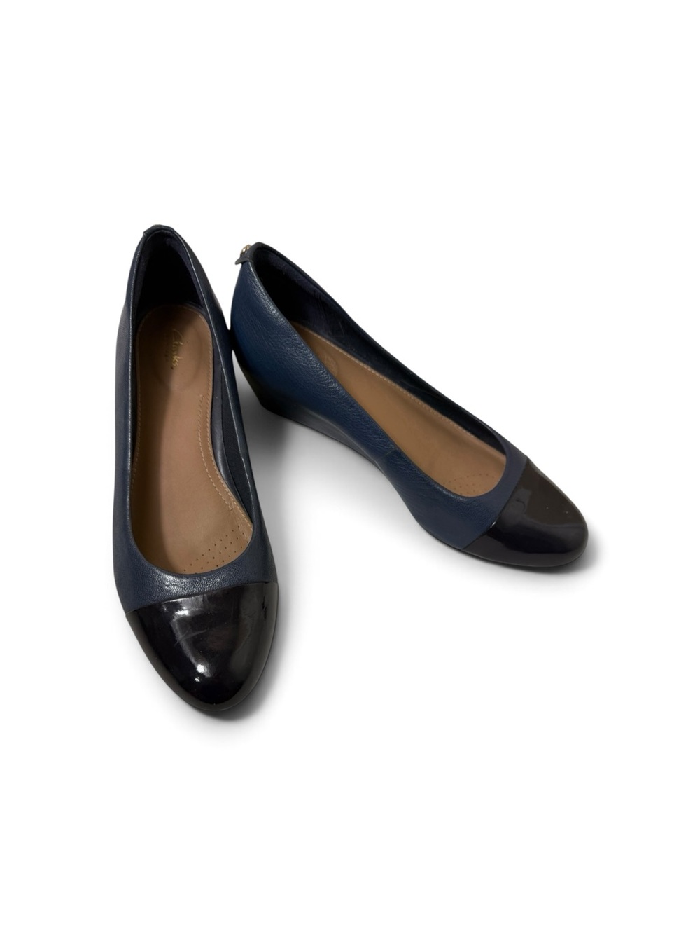 Clarks Vendra Dune Navy Cap-Toe wedges size 8